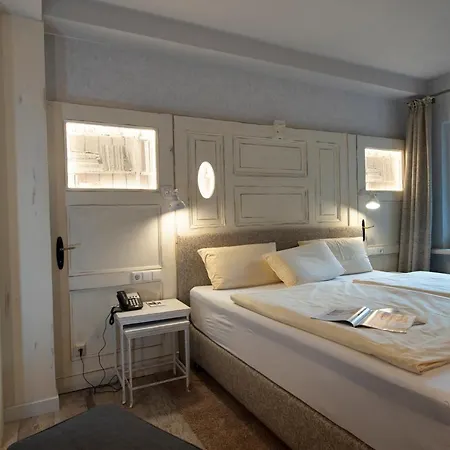 Landidyll Haus Hochstein Отель 3*